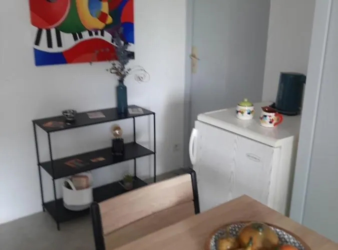 D'hôte Chez Josie Alojamento de Acomodação e Pequeno-almoço 3*